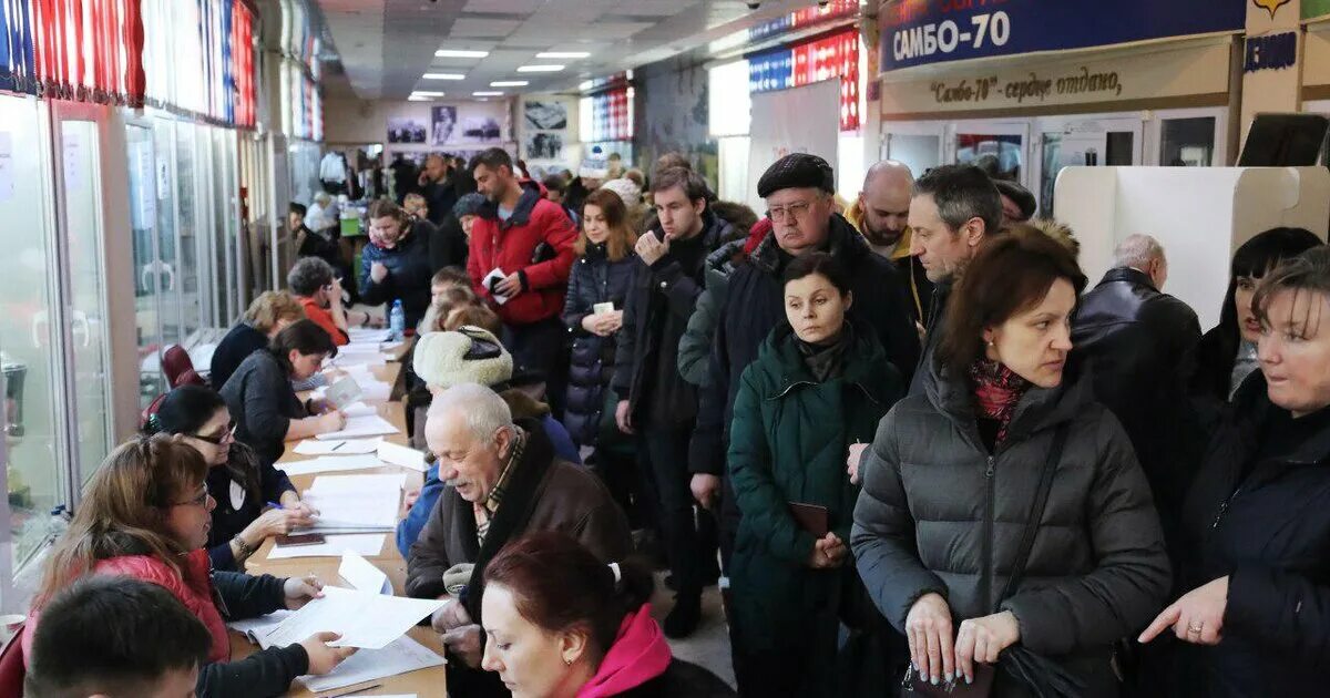 Проведение прямых всеобщих выборов
