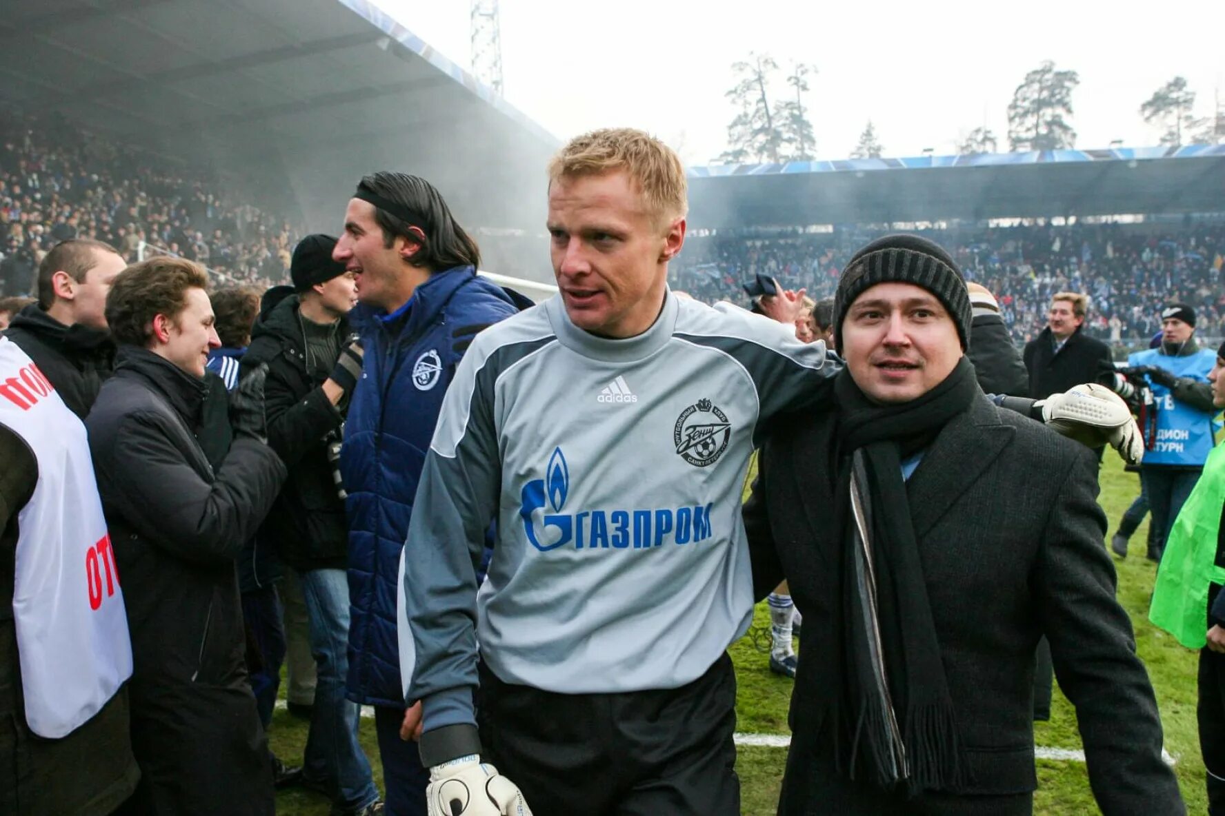 10 ноября 2007. Чемпионство Зенита 2007. Зенит чемпион России 2007. Сатурн Зенит 2007.