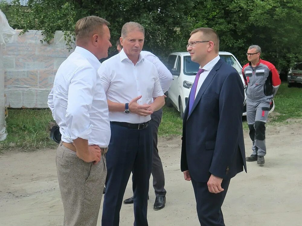 Главврач железногорск. Главврач железногорск курская.