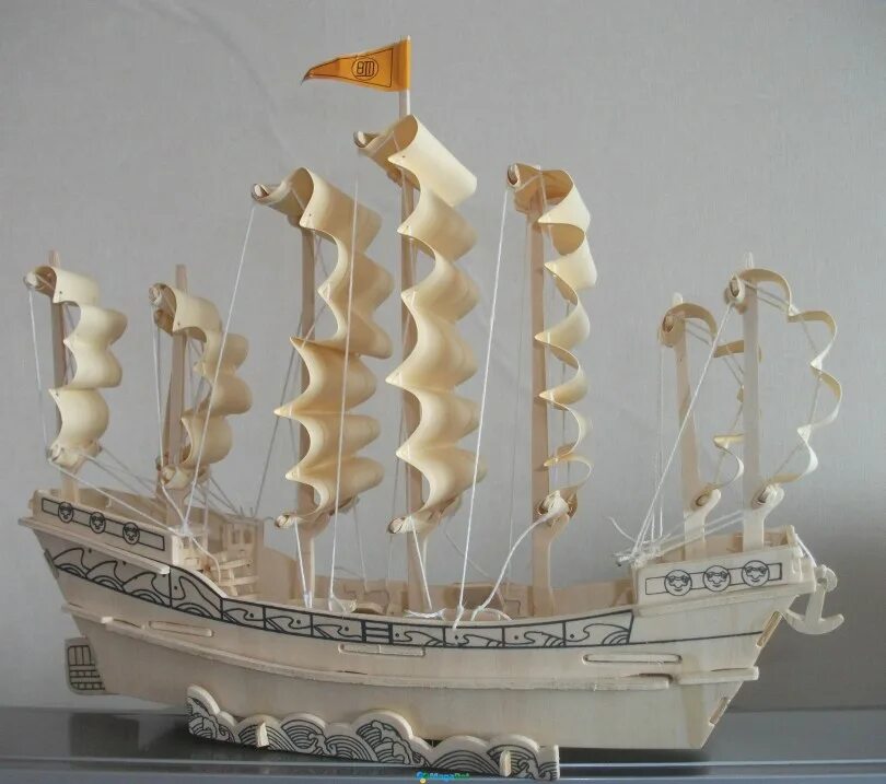 Корабль из картона. Объемная поделка корабль. Поделка корабль своими руками. Судомодели из дерева. Деревянные модели кораблей.