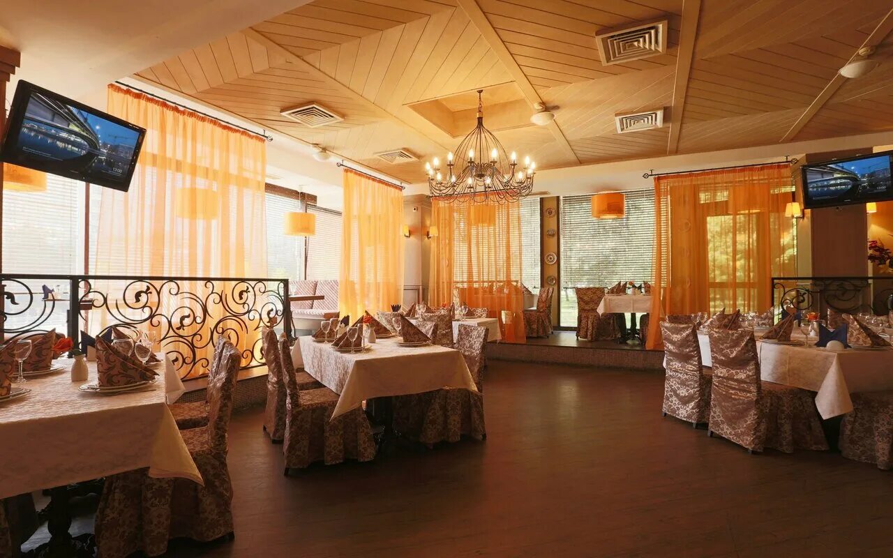 Г чехов ресторан вояж. Вояж чехов. Чайхана зам-зам москва бескудниковский бульвар. Кафе вояж нижний новгород. Кафе вояж челябинск.