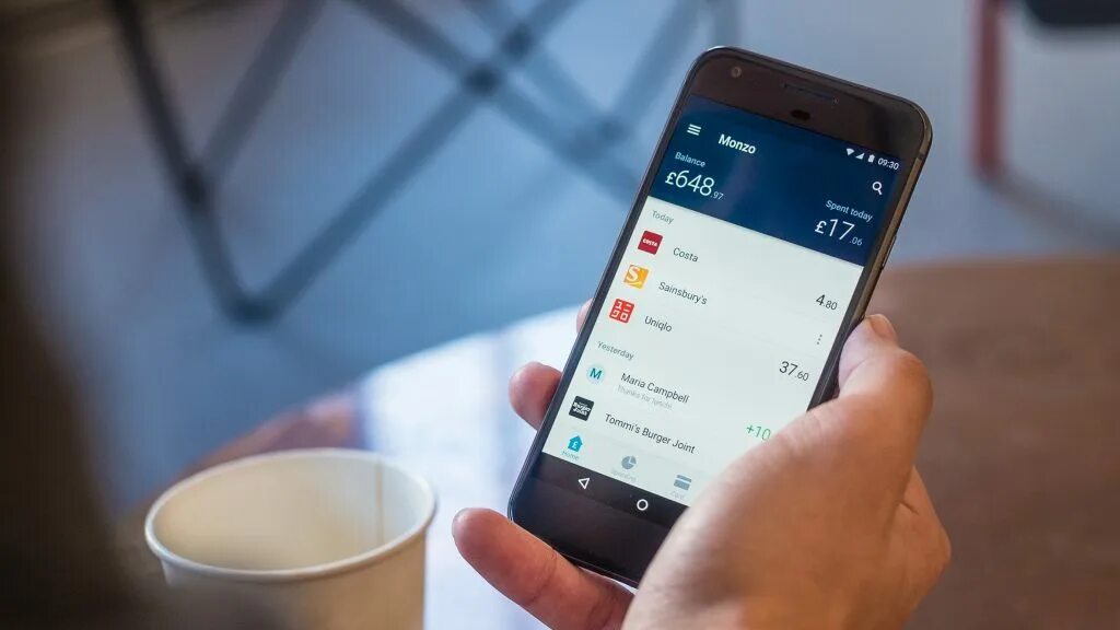 Приложение банкинг. Мобильный банкинг. мобильное приложение банкинг. mobil bank. mobile banking applications.