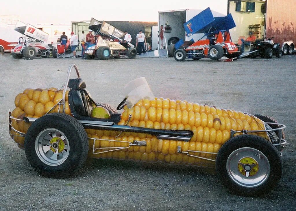Кукурузная машина. Maize sheller. Шаблоны для презентации сельское хозяйство кукуруза. Кукурузная машина. Свежая кукуруза.