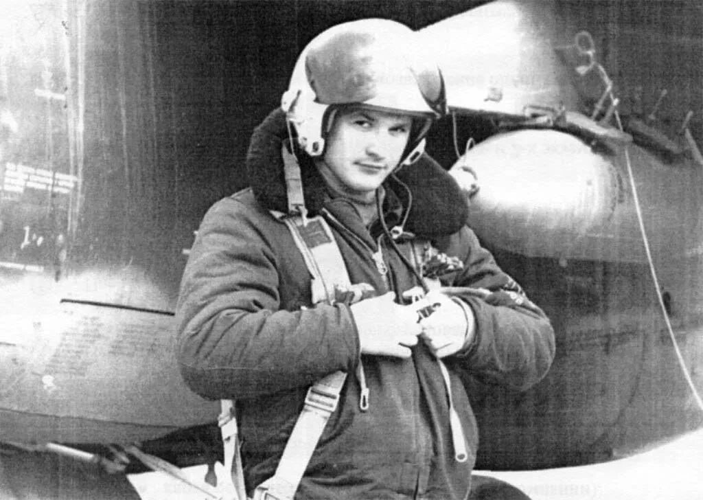 Летчик герой советского 1988 год