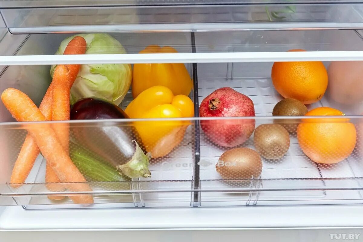 Холодильник с продуктами. Хранение овощей и фруктов. Холодильник для овощей. Хранение овощей в холодильнике. Фруктовые холодильники