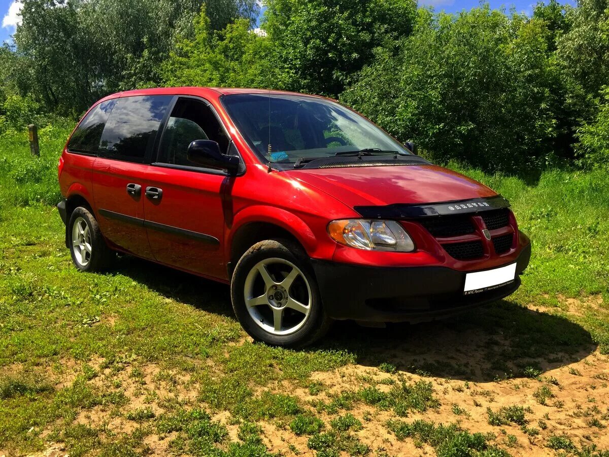 Dodge Caravan 2002. Красный Додж Караван 2002. Dodge /Grand/ Caravan 2002. Додж Караван 4.