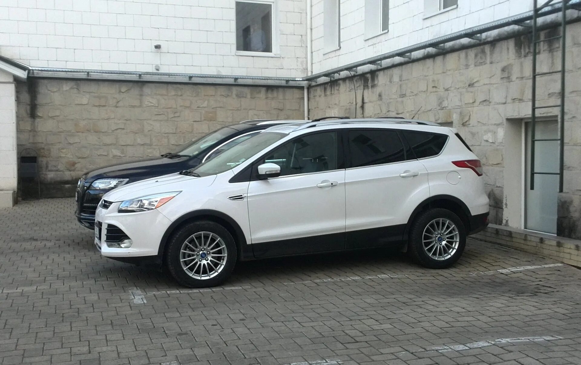 Форд куга r17. Ford Kuga r19. Ford Escape r19. Форд Куга 2 r19. Диски Форд Куга r17.