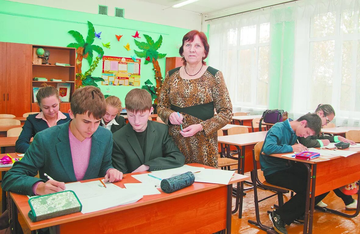 Директор школы номер 16