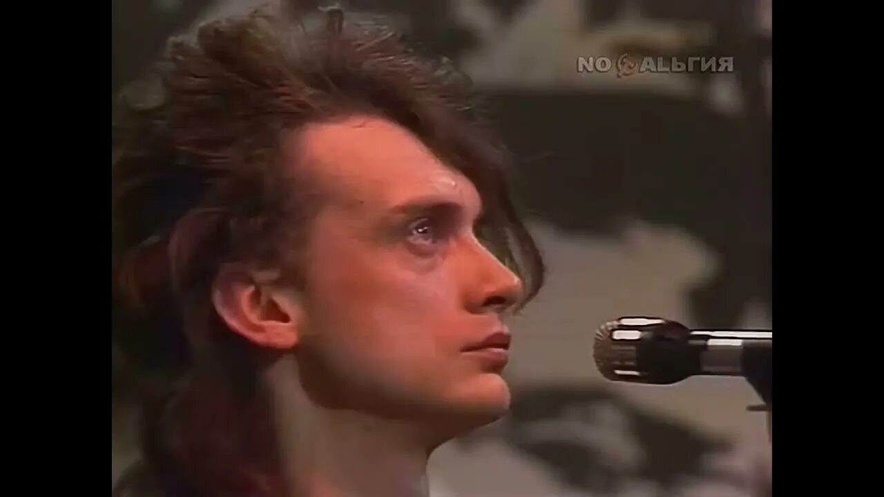 Голоса зовут слушать
