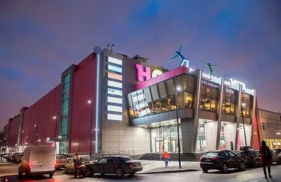 Проспект андропова дом 22 москва. Коломенская метро торговый центр. Тц глобус коломна. Тц глобус коломна. Коломенская метро торговый центр.