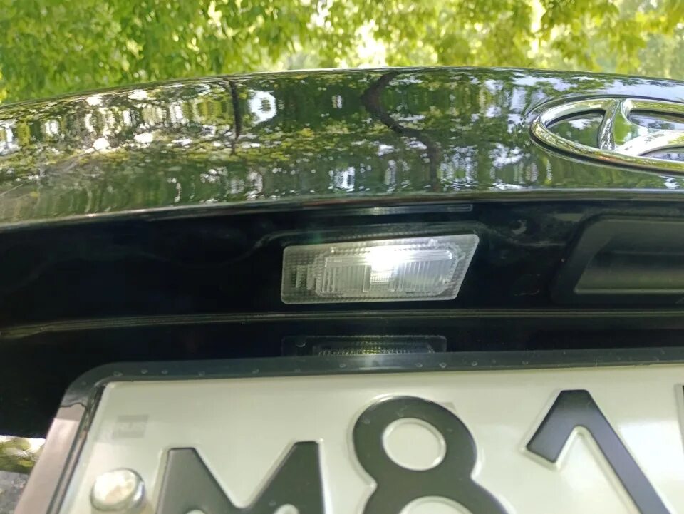 Как поменять лампочку подсветки номера на хендай солярис 2011 года Sarma-Auto.ru
