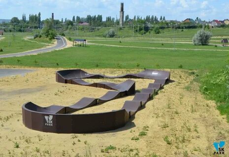 Горка 400 метров на берегу