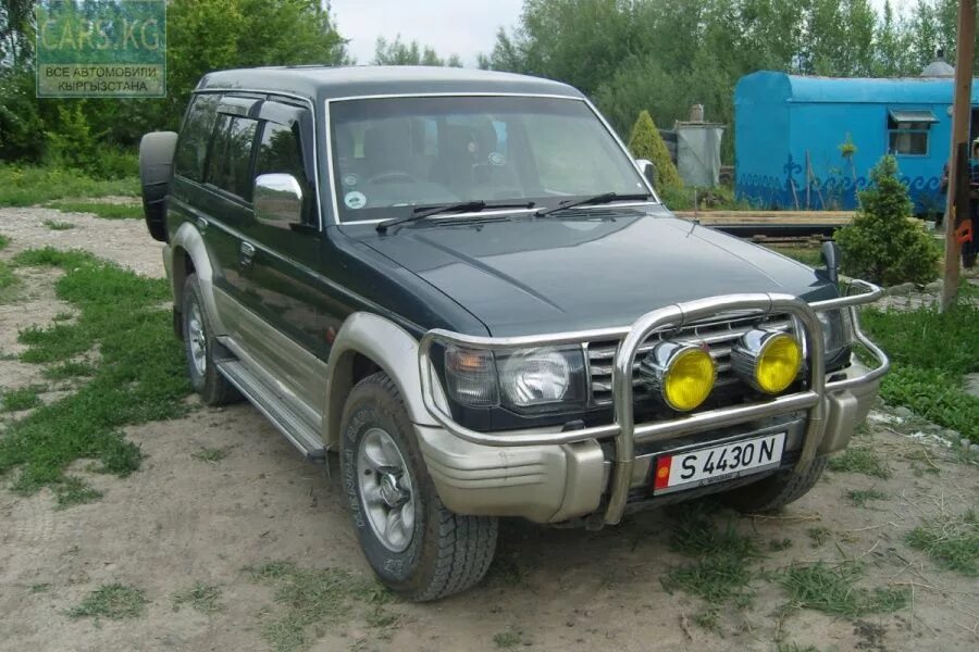 Mitsubishi pajero 1992 3 двери арт. Митсубиси паджеро 1992. Мицубиси паджеро 1992. Pajero 1992. Mitsubishi pajero 1992.