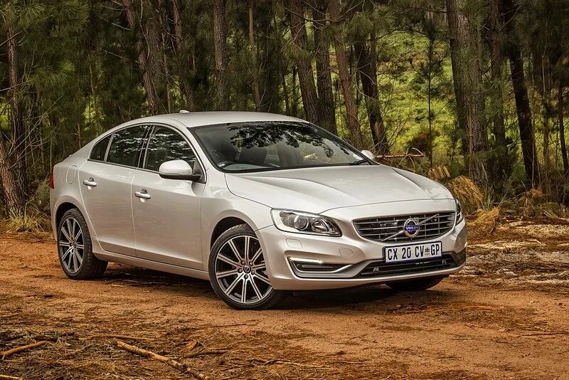 S 60 отзывы. Volvo s60 t5. Volvo s60 2014. Volvo s60 t7. Volvo s60 2014 белая.