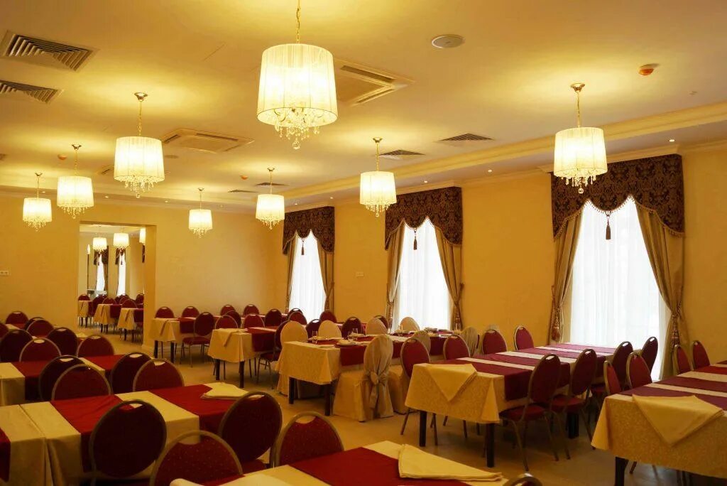 черем ресторан казань. ресторан кремль казань. тимерхан в кремле казань. кафе в кремле казань. кремлевская 27 казань.