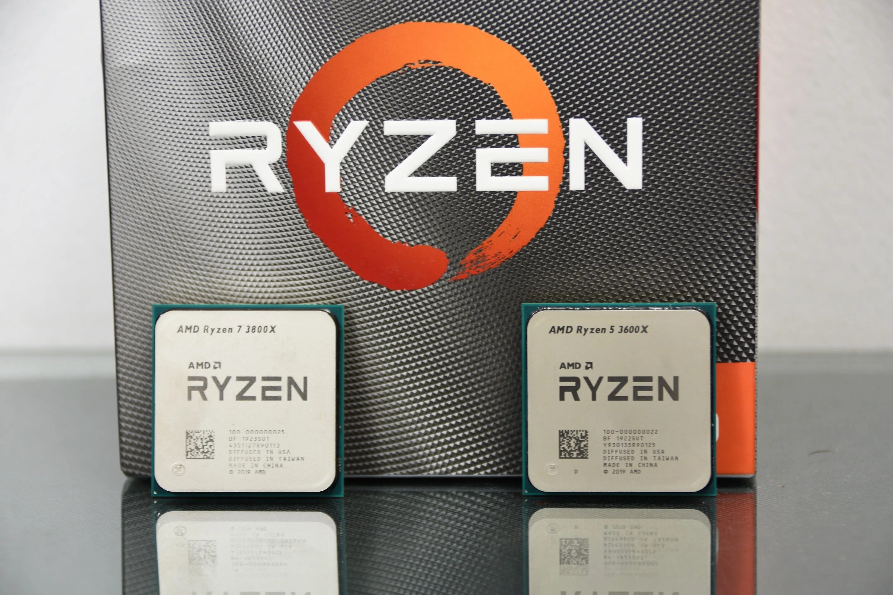 Ryzen 5 radeon graphics. AMD Ryzen 7 3800x. Процессор AMD Ryzen 5 3600x. AMD Ryzen 7 3800x (OEM). Ryzen 5 3800x.