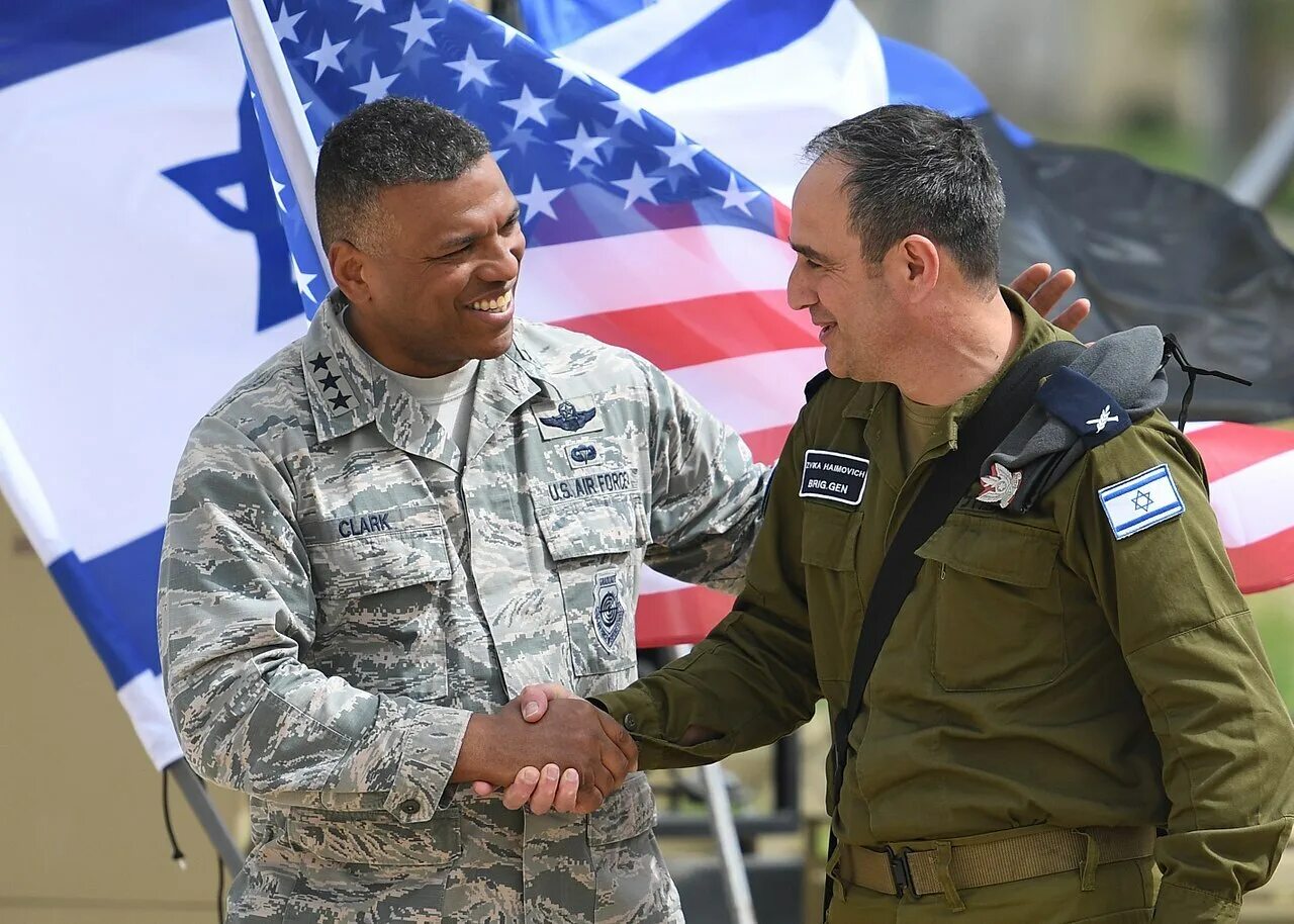 Американцы в израиле. Ричард Кларк генерал. Армия США В Израиле. Израильские и американские военные. Учений США И Израиля.