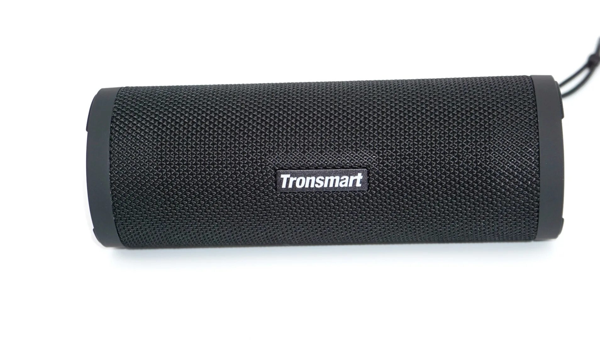 Портативная колонка tronsmart bang. Портативная колонка Tronsmart. Tronsmart Spiker портативная Bluetooth.