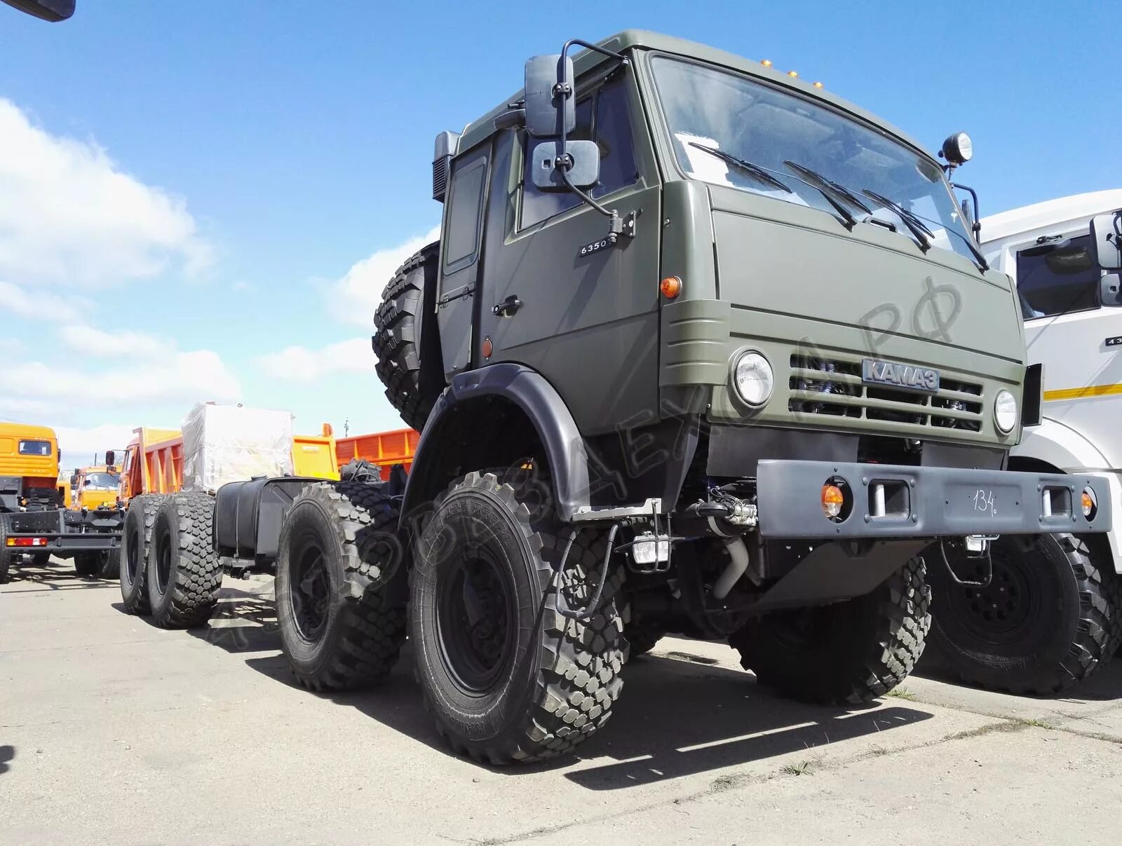 Мзкт-750002. Мзкт волат. Камаз-78504 платформа-о. Шасси 8х8. Краз 7634 ольха.