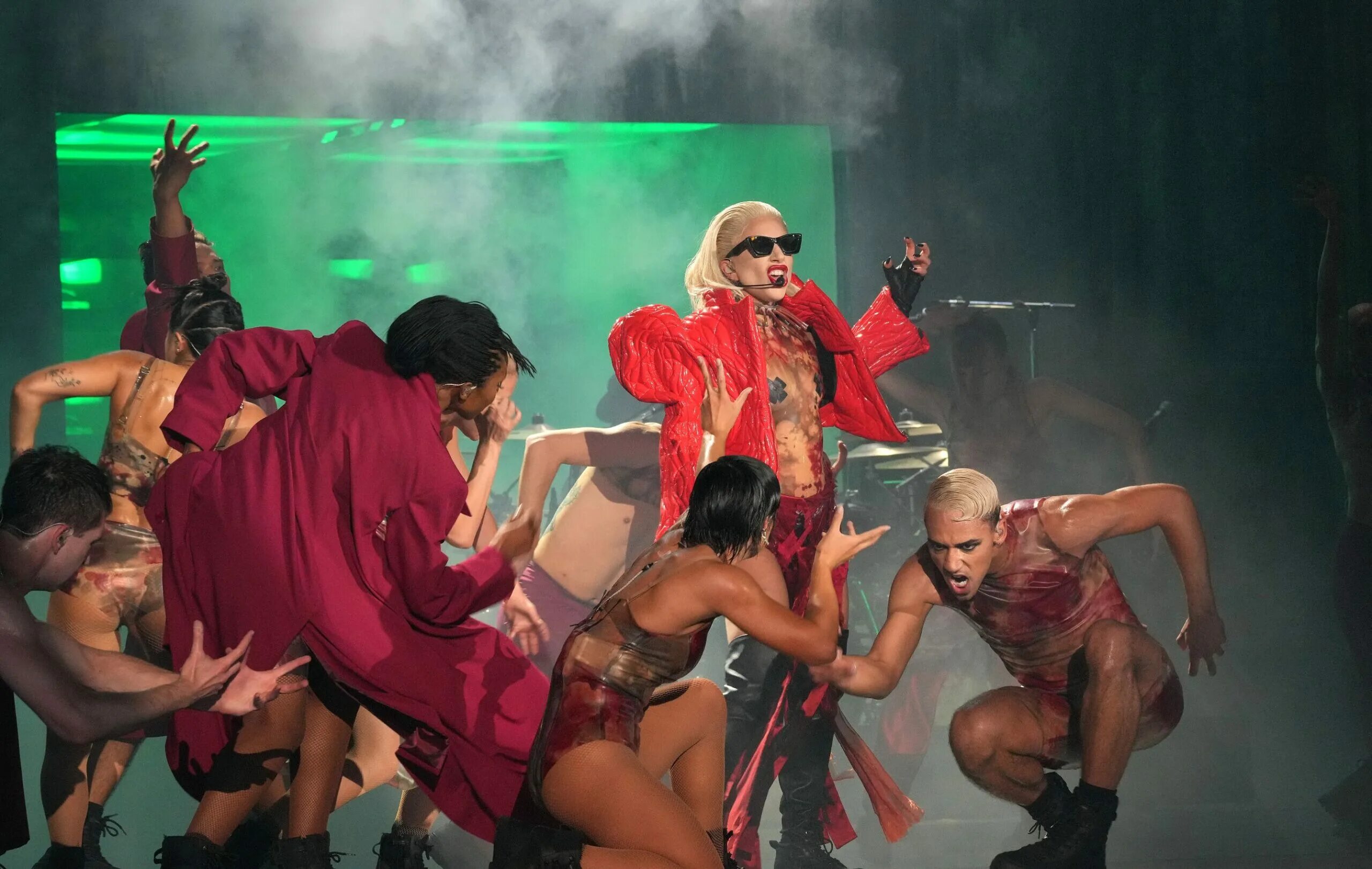 Леди гага chromatic ball tour. Lady gaga chromatica tour. Lady gaga chromatic ball. Леди гага chromatica ball. Lady gaga chromatica ball 2022.