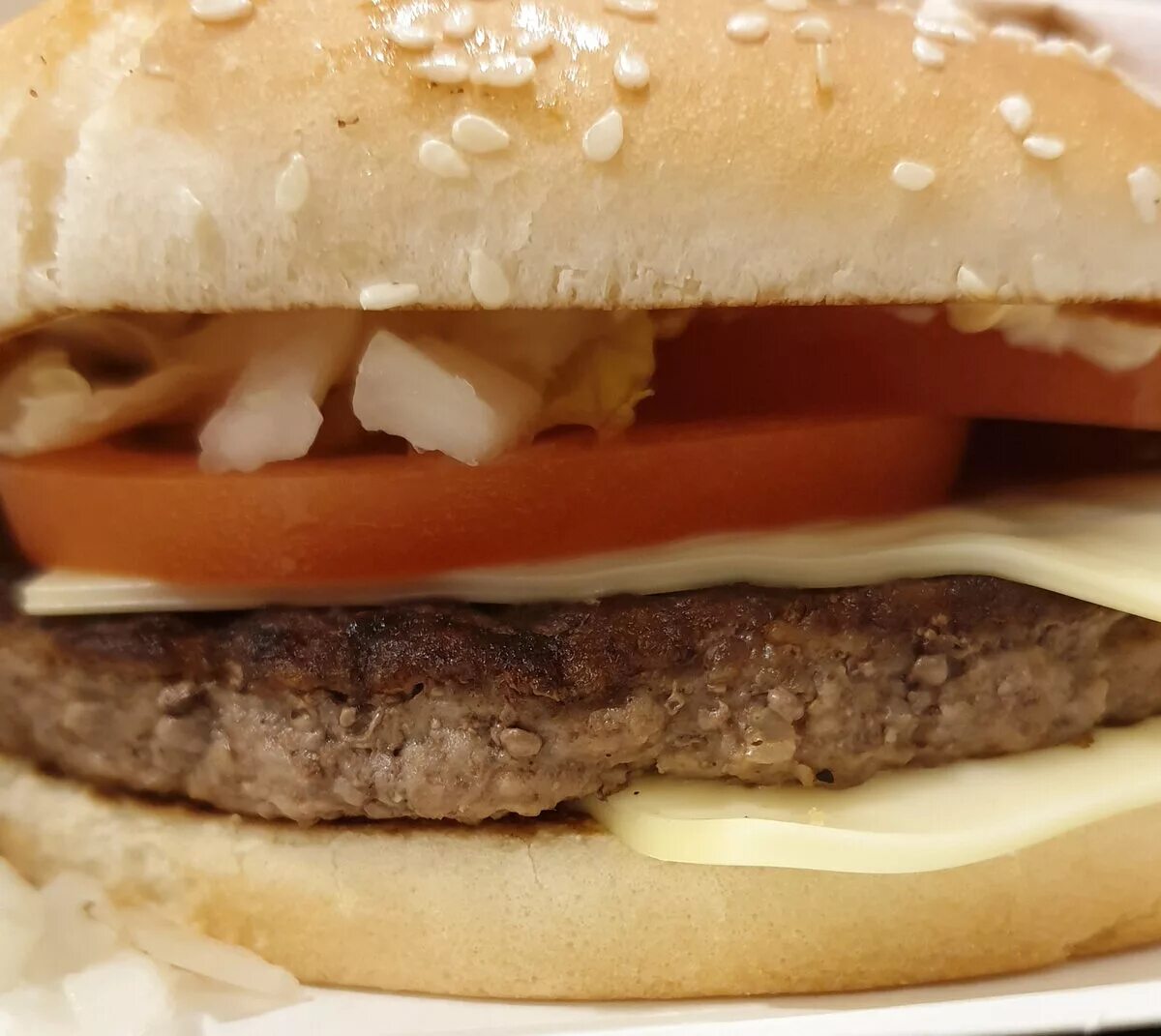 Биг тесте. Макдональдс бургер биг тейсти. Новый биг тейсти. Бургеры биг тейсти. Биг тесте.