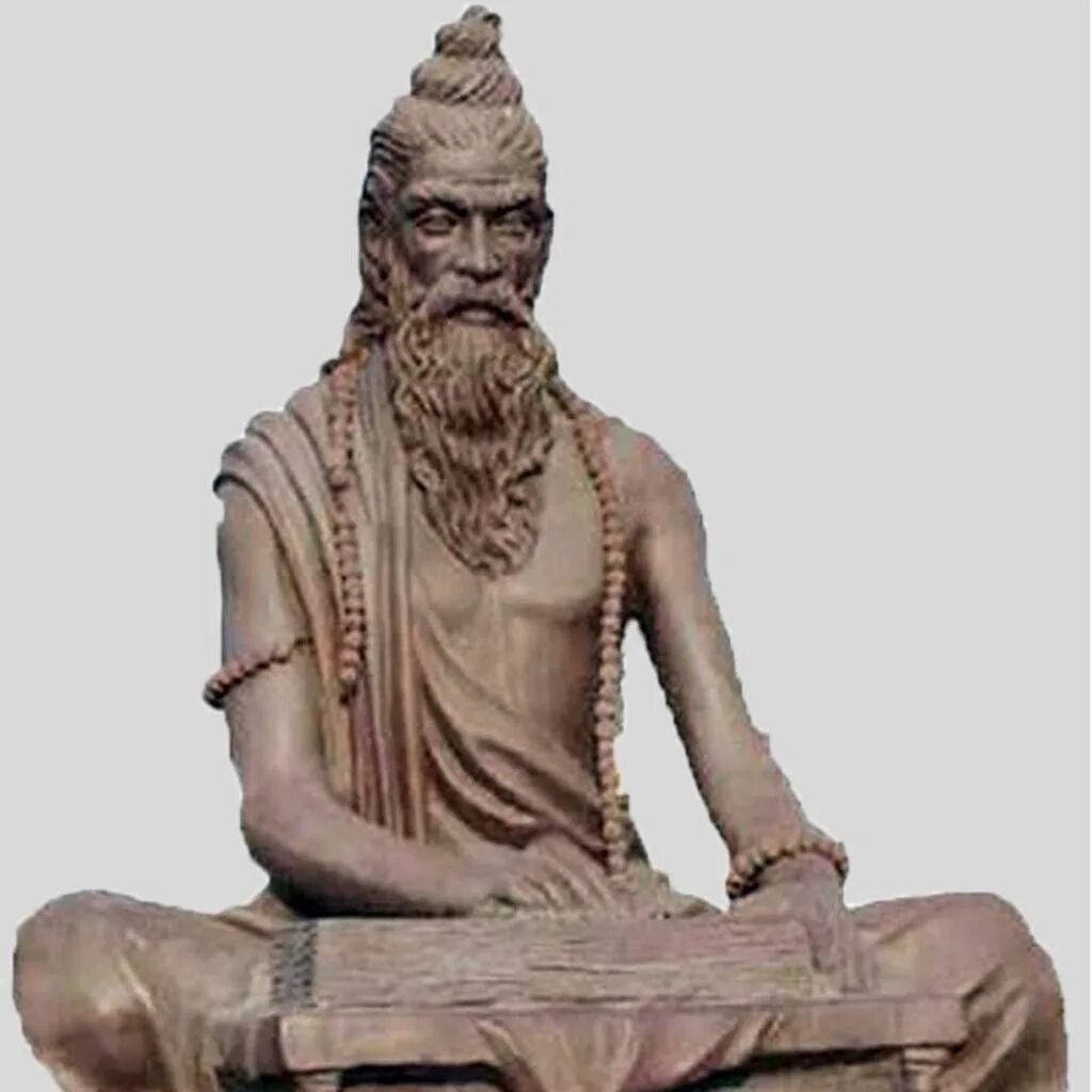 Патанджали основатель йоги. Патанджали индийский философ. Патанджали статуя. Статуя Патанджали в Индии.
