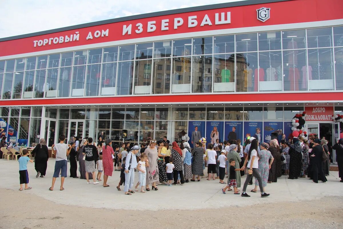 Красивое кавказское платье на выпускной. Избербаш магазины одежды. Избербаш магазины одежды. Планета магазин одежды махачкала. Избербаш магазины одежды.