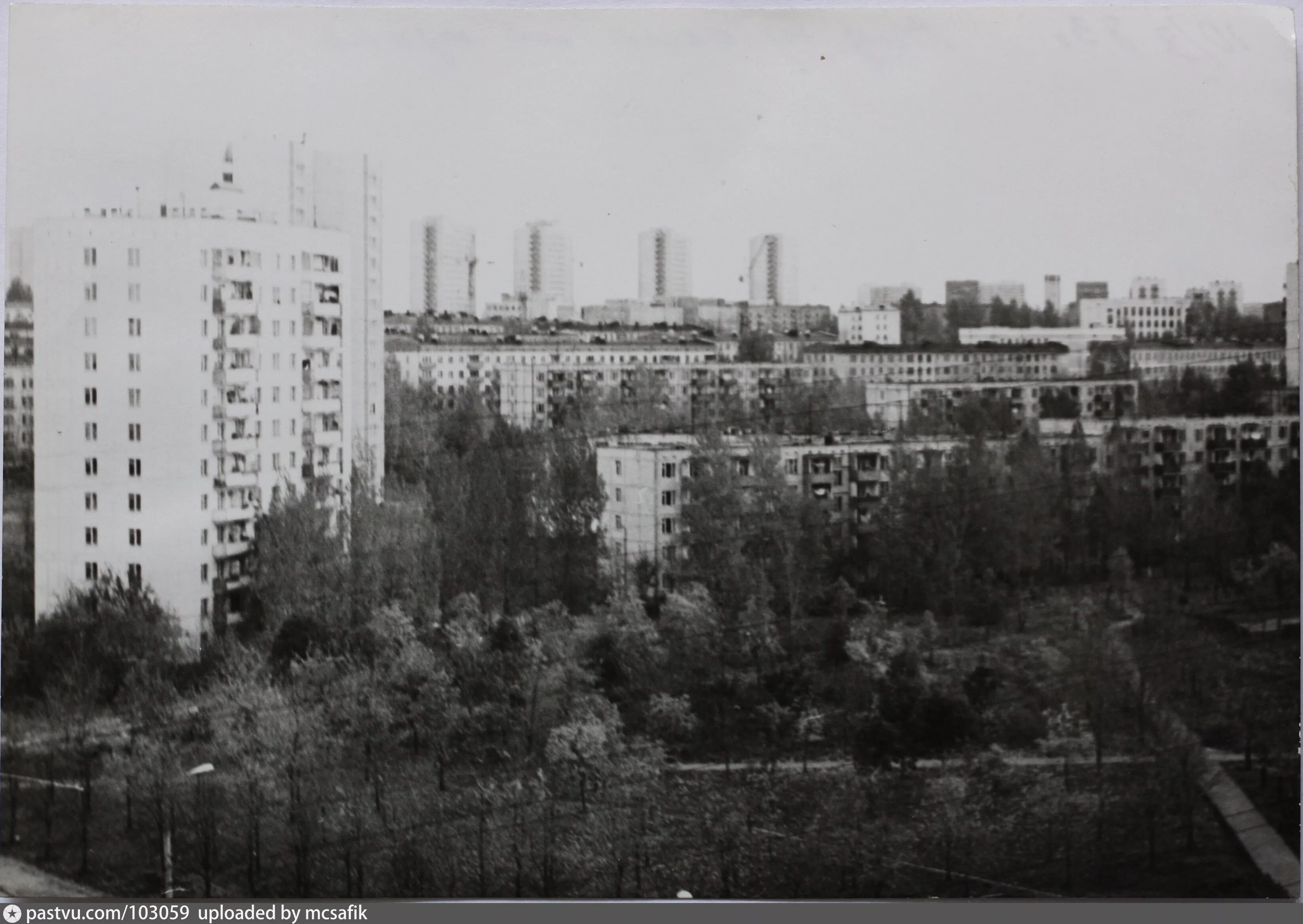 Участки зюзино. Зюзино район Москвы. Деревня Зюзино Москва. Зюзино СССР. Зюзино район Москвы 1960 года.