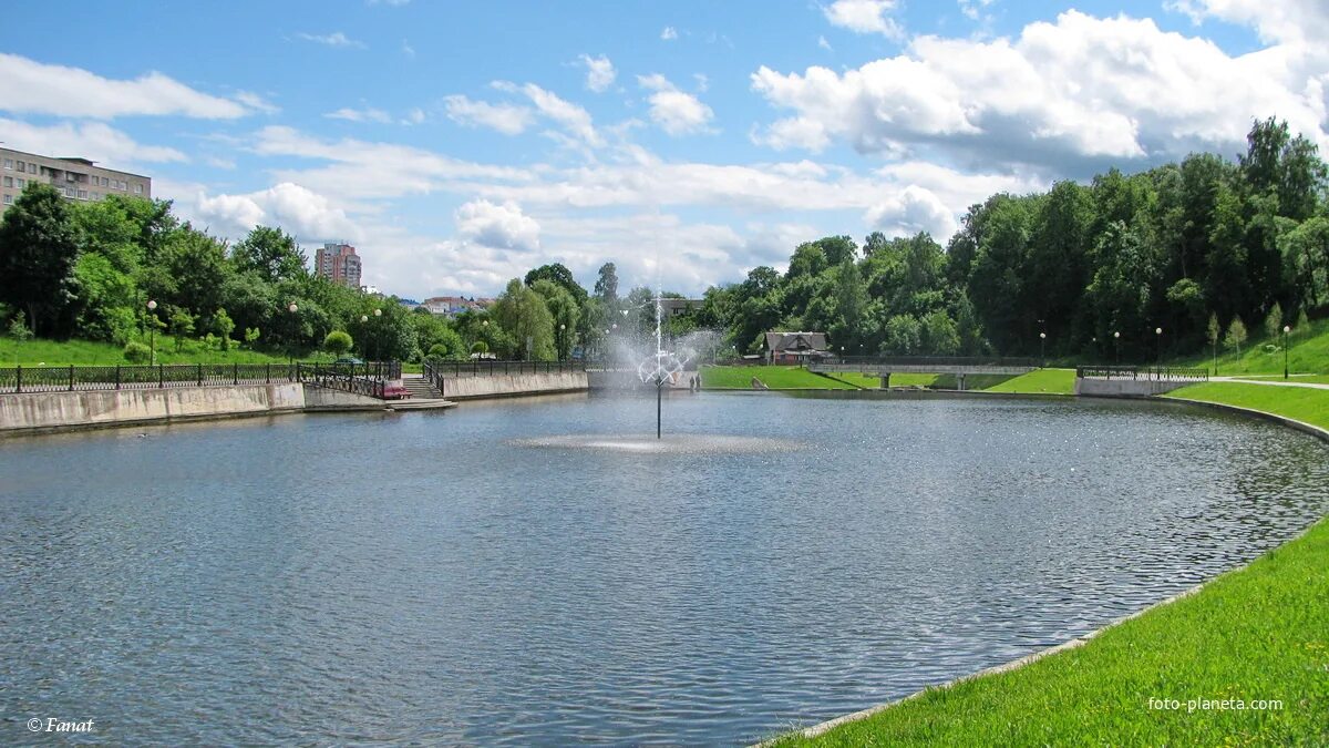 Могилев набережная днепра. Могилев дубровенка. Дубровенка могилев. Набережная дубровенки в могилёве. Могилёв гостиница турист.