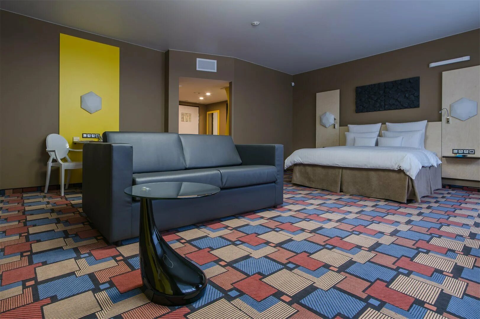 Отели в красноярске дом отель нео. Гостиница neo красноярск. Dom hotel neo красноярск. Отель нео красноярск. Отели в красноярске дом отель нео.