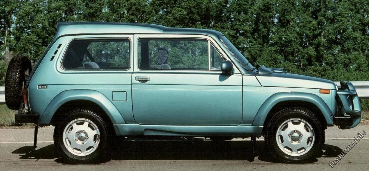 Комплектация Lada (ВАЗ) 2121 (4x4) (1.7 MT, 80 л.с.), 1 поколение рестайлинг (19