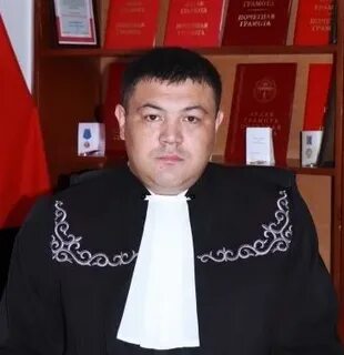 Назначения и освобождения судей
