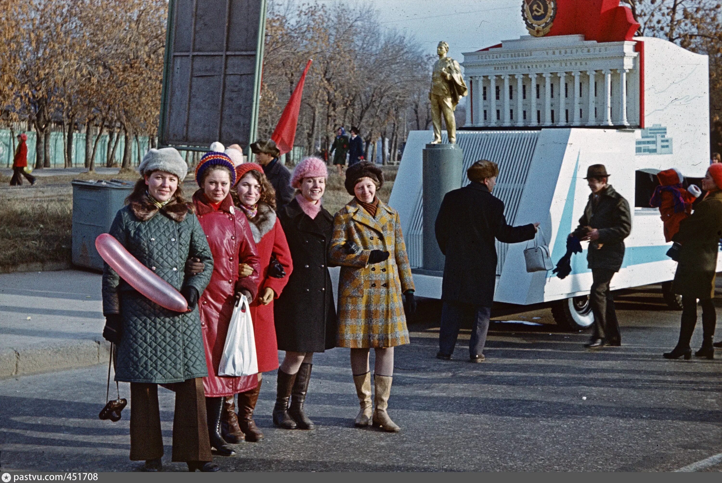 Советские люди. Люди на улице СССР. Советский житель. Советский фоторепортаж. Идеи советского союза