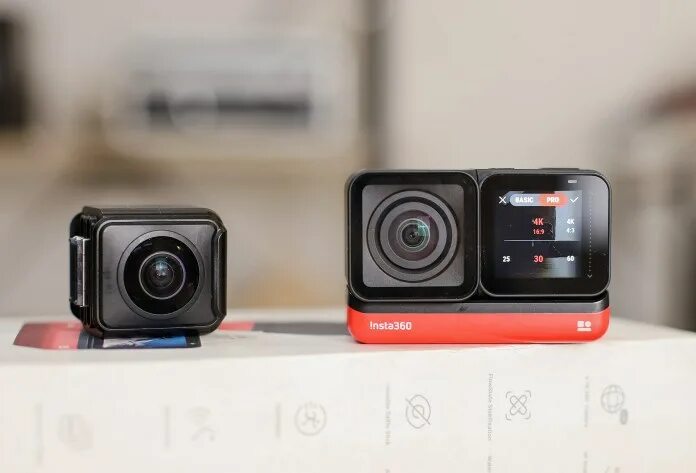 Insta 360 one r twin edition. Insta360 one rs twin, 5760x2880. Пульт oco twin-r. Экшн-камера insta360 one r 360. Insta360 one rs twin.