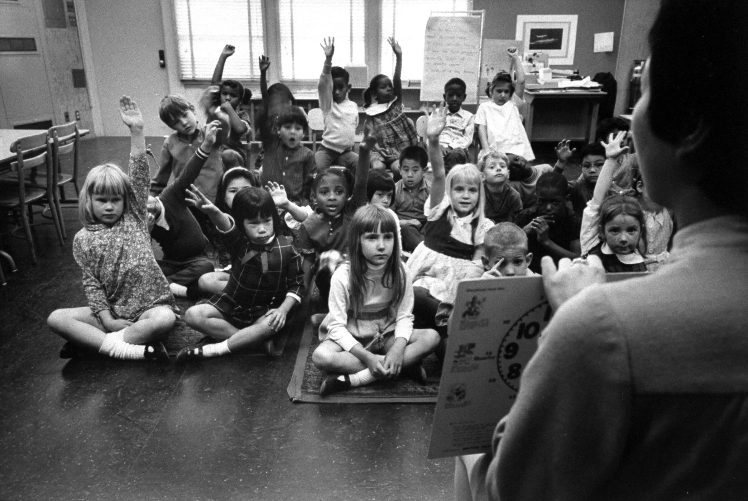 90 s school. 90 s school. Сша в 80-е годы. Алисия сильверстоун бестолковые. Девушки в колледже.