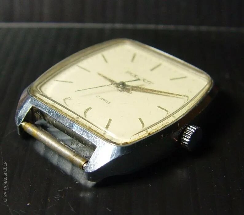 Часы полёт 17 камней позооота. Часы poljot 17 камней золотые. Часы полёт ссср 17 камней позолоченные. Poljot 17 камней позолоченные. Часы полёт 17 камней.