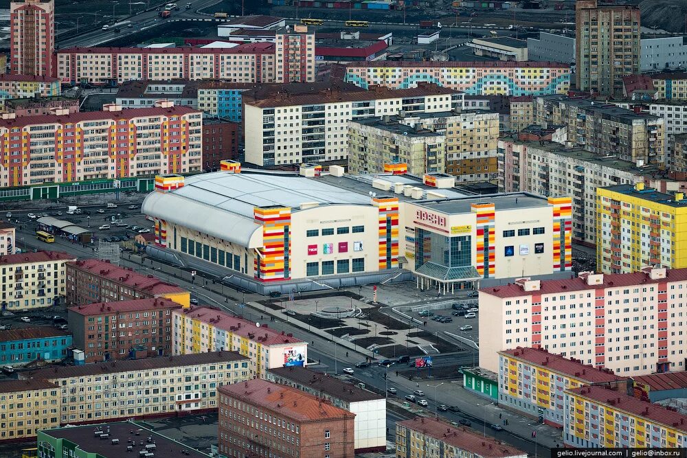 Центр норильска. Норильск красноярский край. норильск север красноярского края. норильск центр города. норильск площадь города.