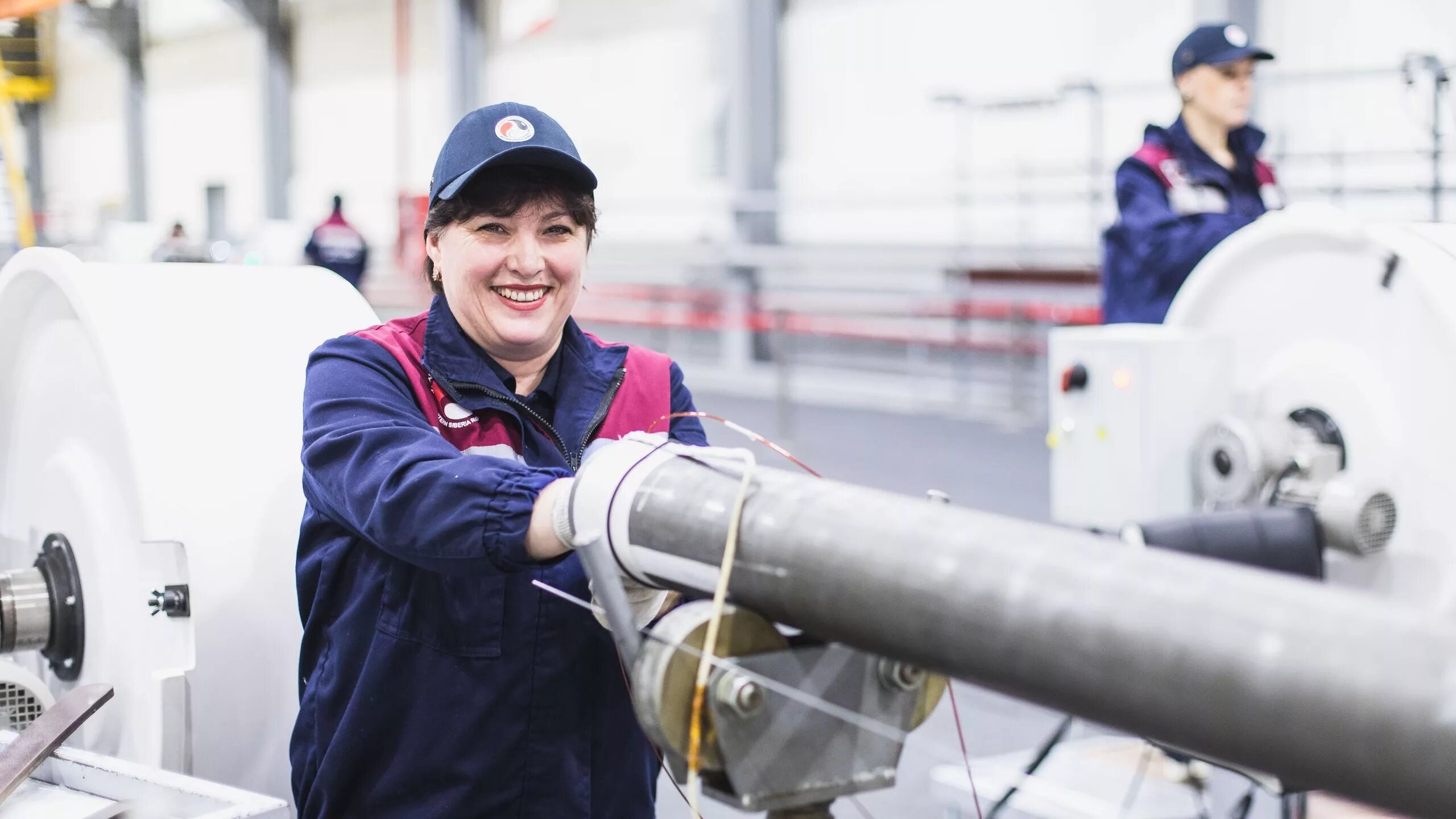 Оператор хмао. Ханты-мансийский филиал пао нк русснефть. Нефтяник лукойл. Директор конданефть ханты-мансийск. Ооо рн-юганскнефтегаз нефтеюганск.