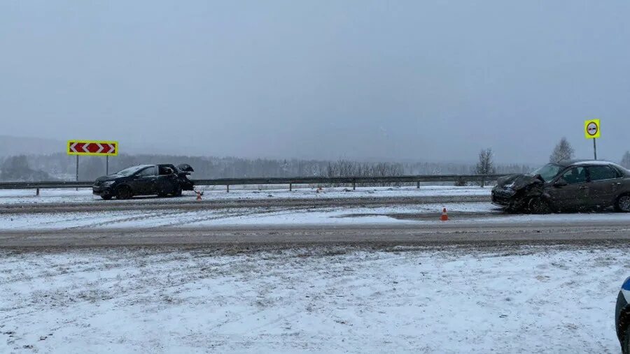 Авария Соликамск ноябрь 2020 года. 12.11.2022 Авария на трассе в городе Чусовой в Пермском крае. ЧП Соликамск Пермский край. Аварии большие Березники. Ноябрь 13 2020