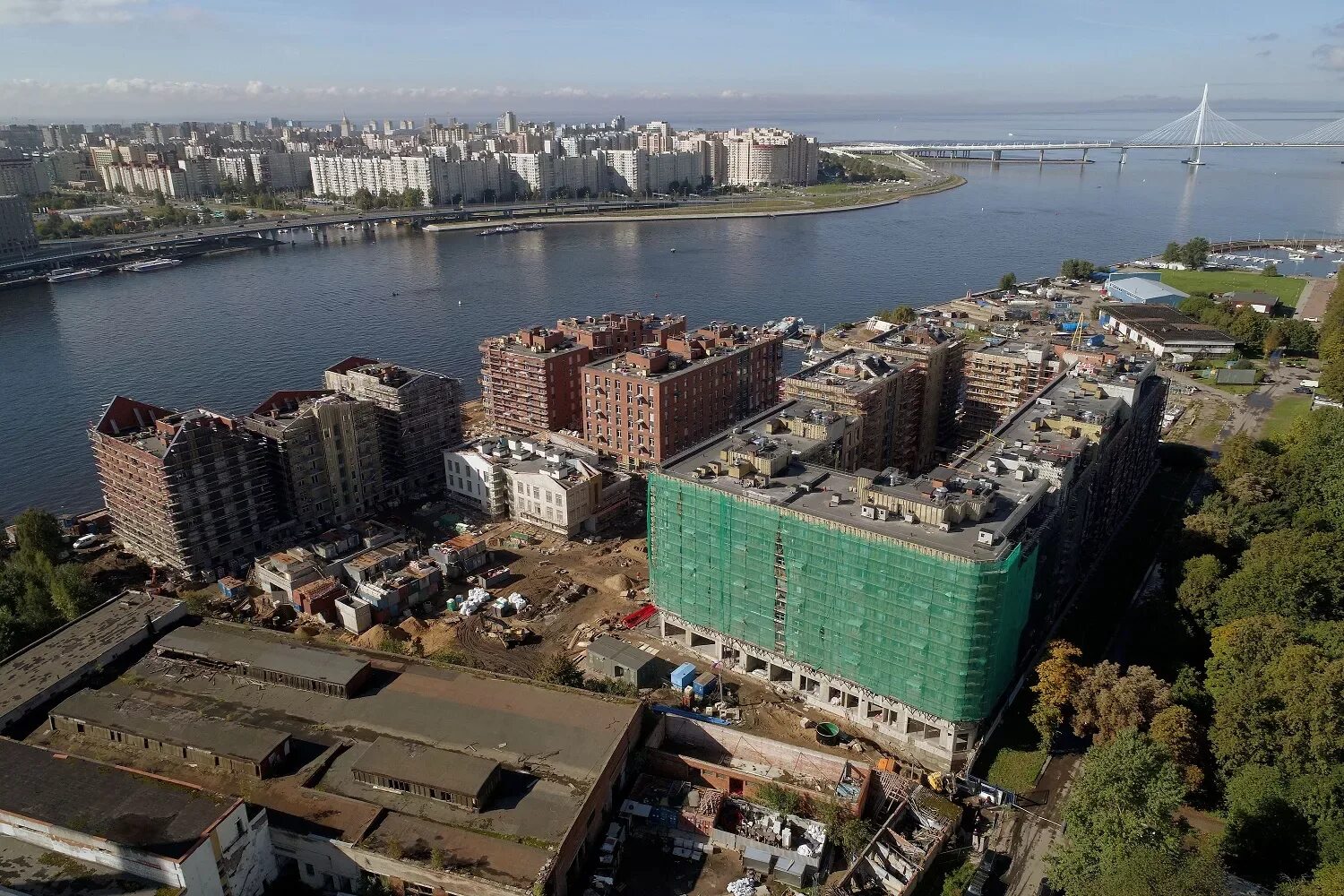 ЖК Петровская Доминанта Санкт-Петербург. Эталон Петровская Доминанта. Петровская Доминанта набережная. Санкт-Петербург Петровская коса 6 корп 1 ЖК Петровская Доминанта.