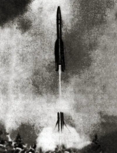 Создатель ракеты на жидком топливе. 17 Августа 1933 года была запущена ракета «ГИРД 9».. ГИРД 9 ракета. 1933 Испытана первая Советская ракета на жидком топливе.. Ракета ГИРД-09 на гибридном топливе, 1933 год.