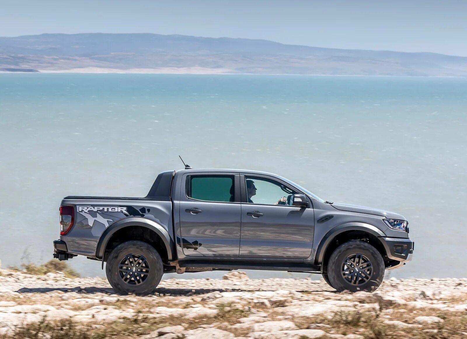 Рынок пикапов. Ford Ranger Raptor. Форд рейнджер Раптор 2019. Ford Ranger Raptor 2017. Ford Ranger Raptor 2020.