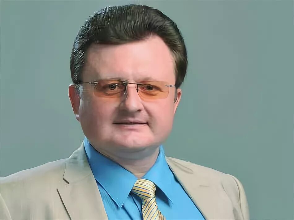 Петрову зарегистрированному. Петрову зарегистрированному