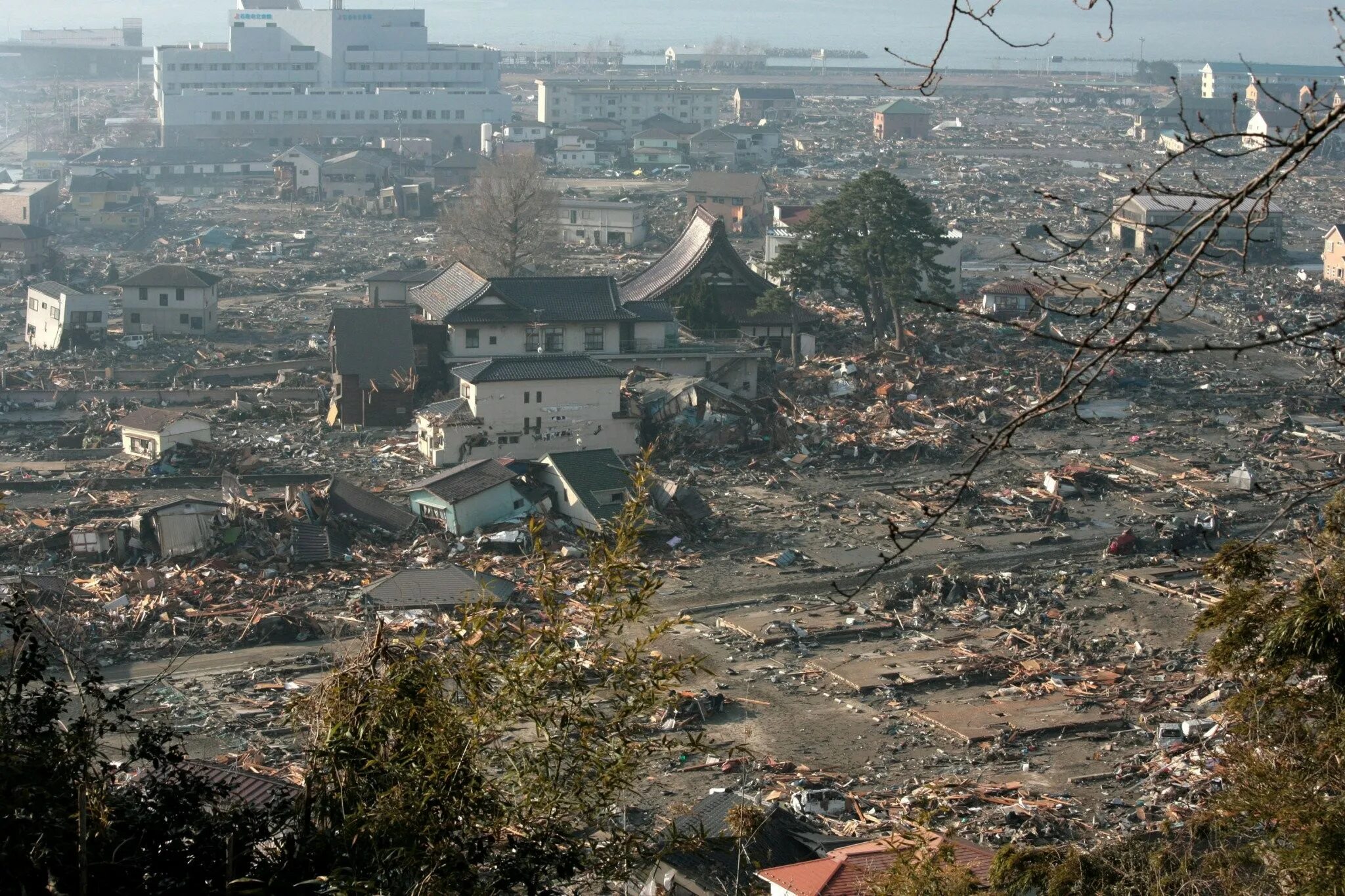 ЦУНАМИ В Японии в 2011. Землетрясение в Токио 2011. ЦУНАМИ В Японии 2011 Фукусима. ЦУНАМИ В Японии 2020.