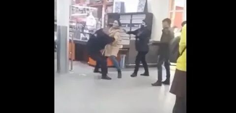 Избили аниматоров
