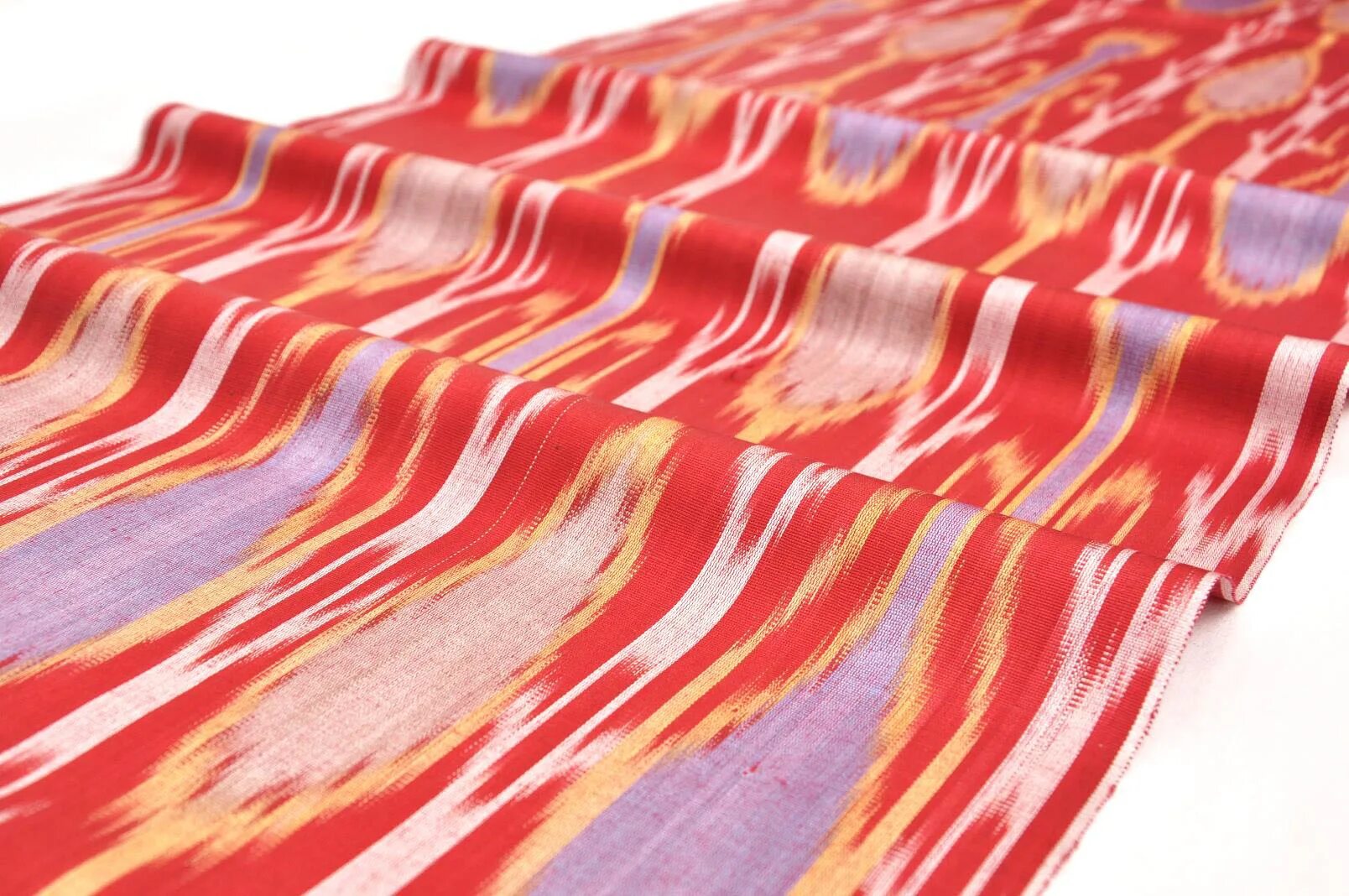 Атлас узбекский икат. Икат ткань. Икат ткань. Икат ткань. Икат ткань.