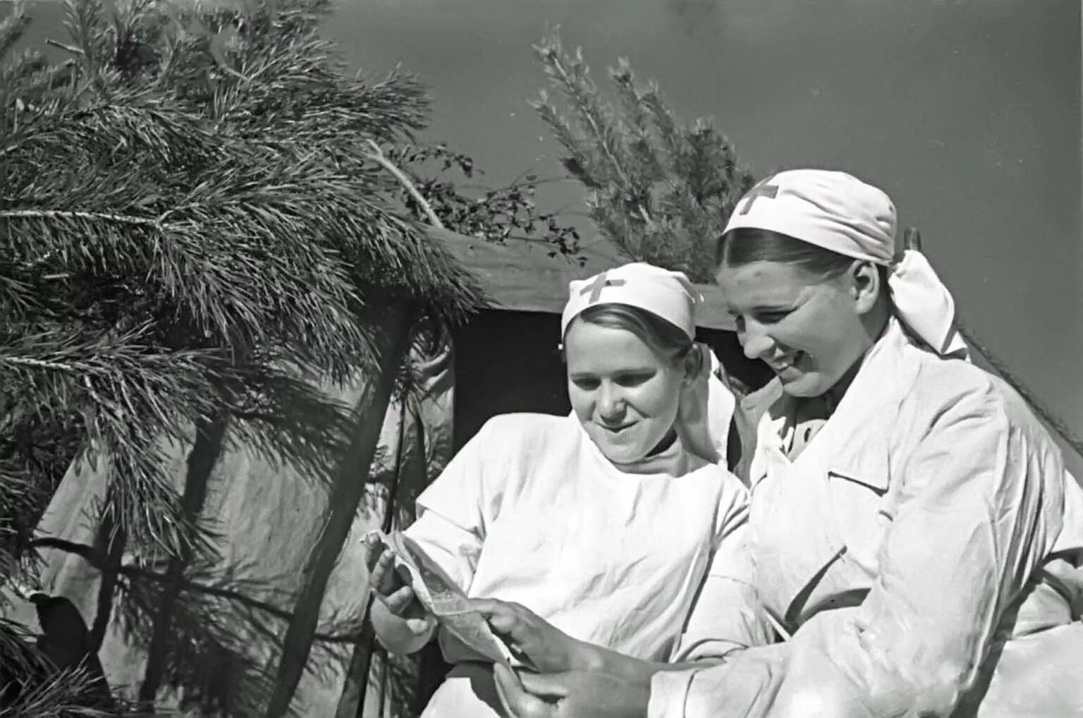 Санитарка госпиталь. Медсестры в годы войны 1941-1945. Медицинская сестра во второй мировой войне.