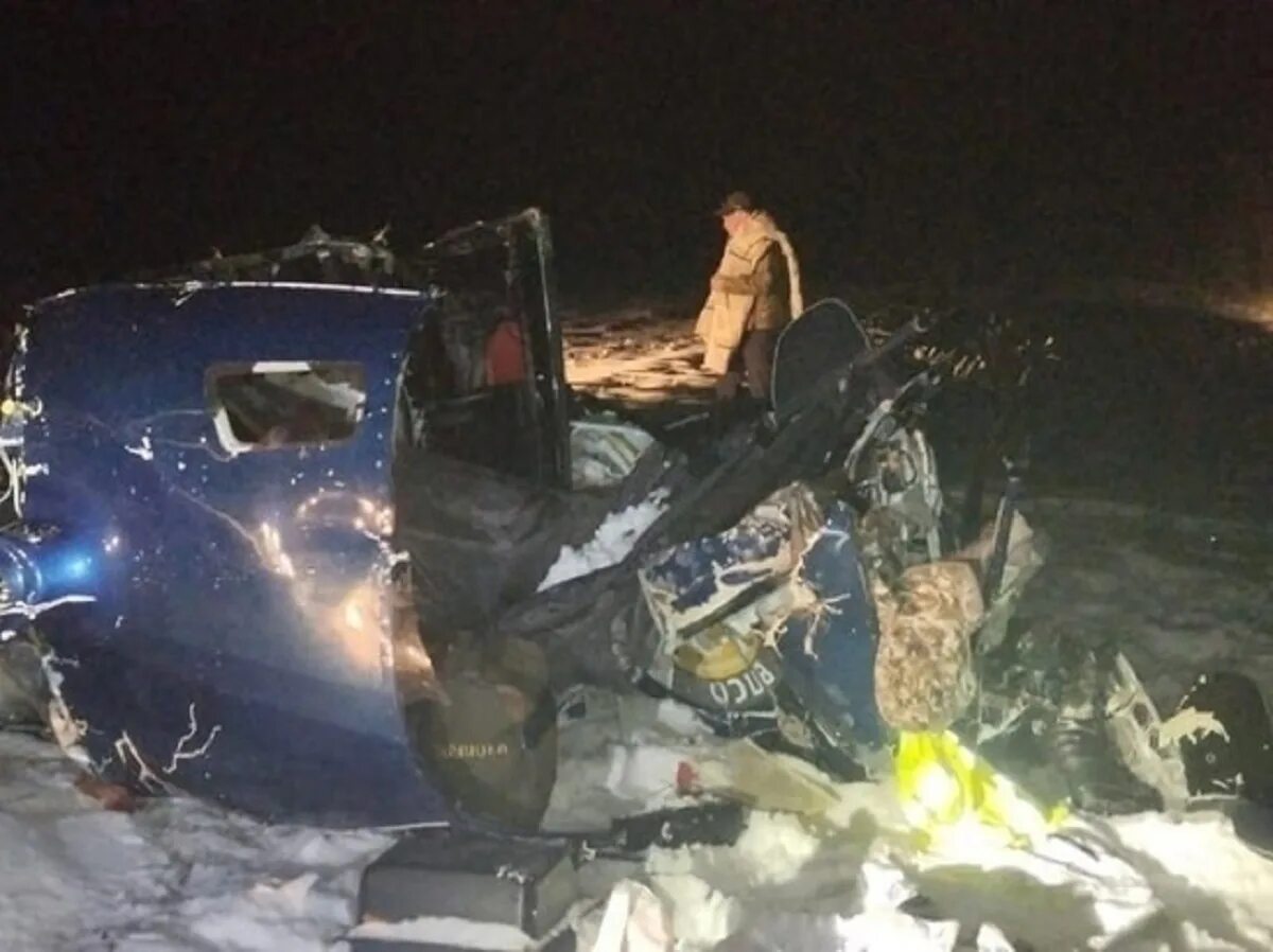 Нефтяной танкер prestige. Физические характеристики луны. Дмб 2006-2008. Характеристика луны. Елань 1995.