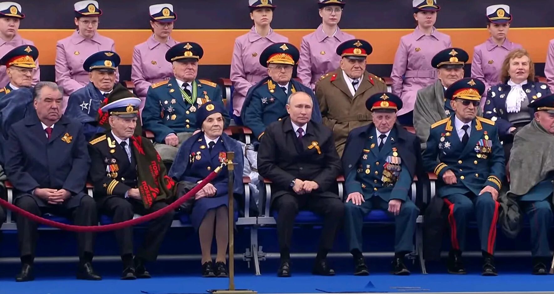 9 мая 2021 года. Ветераны на параде Победы. Ветераны на параде в Москве.
