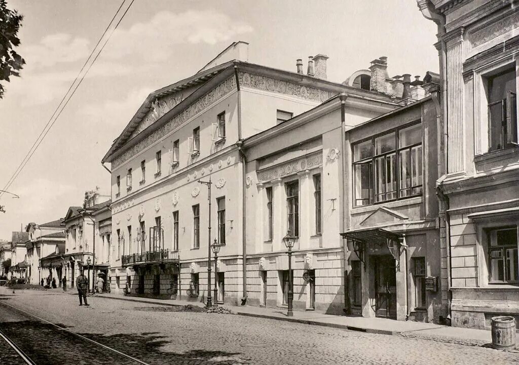 Усадьба Кологривова на Тверском бульваре. Дом Московского Обер-полицмейстера на Тверском бульваре. Тверской бульвар, 22 дом Кологривовых. Дом градоначальника на Тверском бульваре. Тверская 22 театр